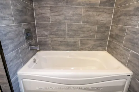 311 Anne Street, ON L4N 5M7