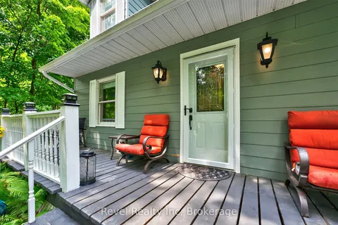 6 Bayside Road, ON L9M 0H8