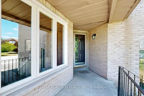 19 Tamarack Trail, ON L4N 9S1