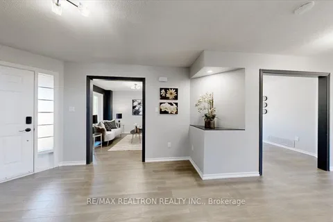 19 Tamarack Trail, ON L4N 9S1