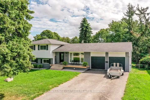 605 Big Bay Point Road, ON L4N 3Z9