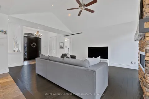 25 Heron Boulevard, ON L0L 1Y3