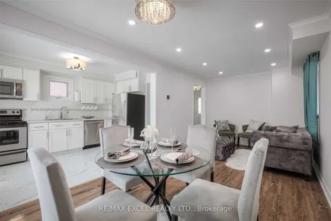 22 Weatherup Crescent, ON L4N 7J7