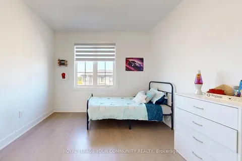 32 McBride Trail, ON L9J 0Y6