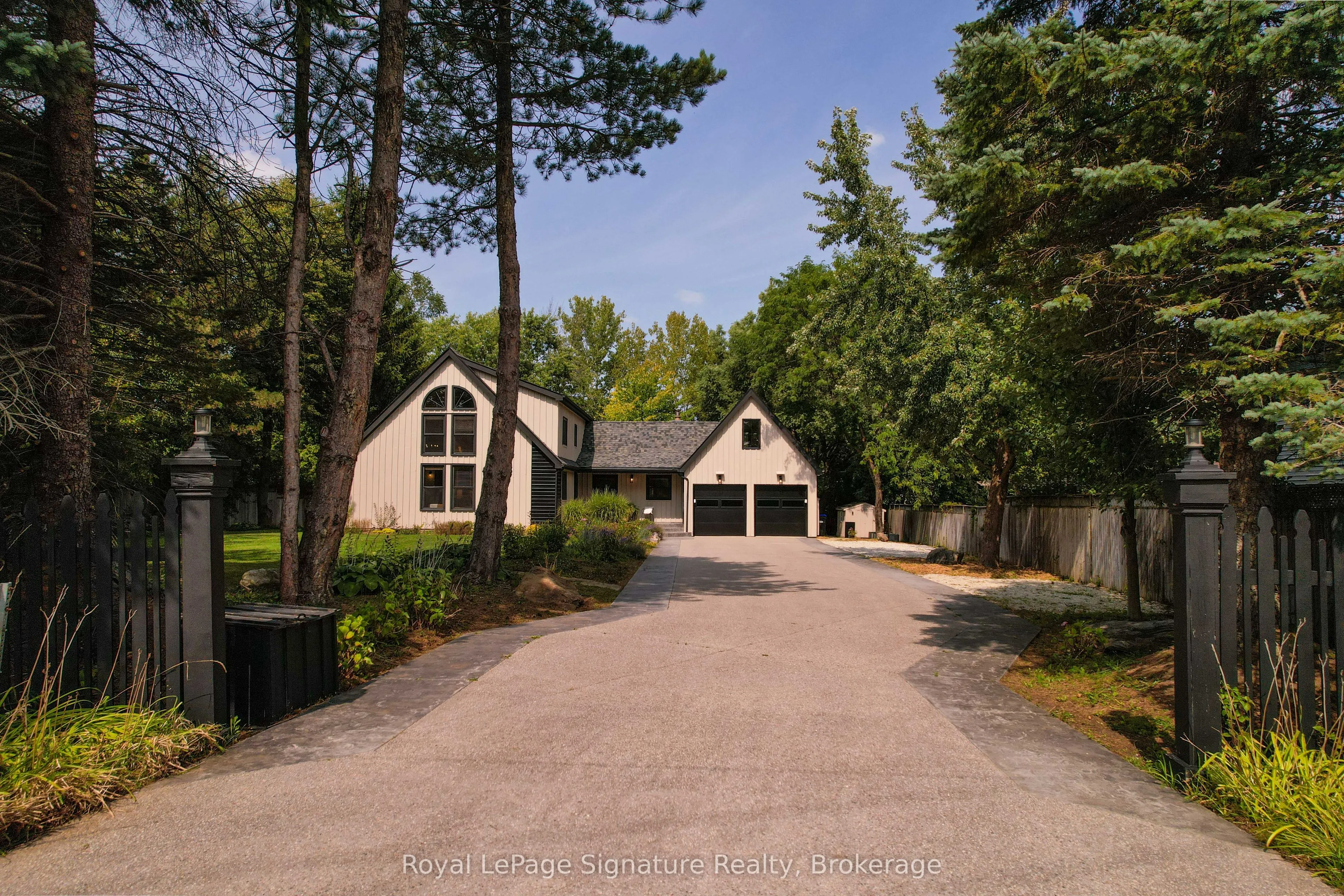 8302 POPLAR Side Road, ON L9Y 3Y9