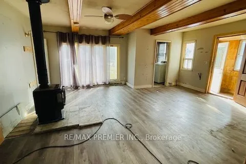 26 George Avenue, ON L9Z 2X9