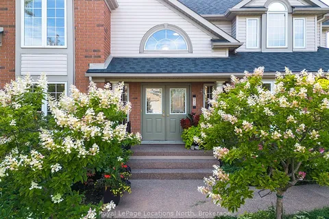 12 Georgian Meadows Drive, ON L9Y 5G9