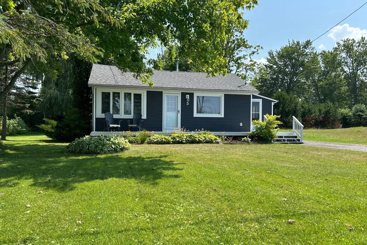 5 Delta Drive, ON L0K 2C0