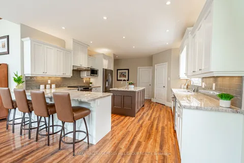 2 Sumach Court, ON L9Z 0A8