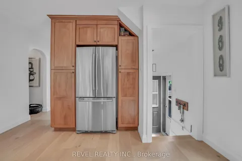 36 Dalton Street, ON L4N 1M3