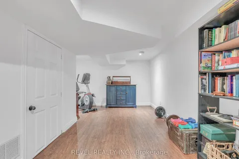 36 Dalton Street, ON L4N 1M3