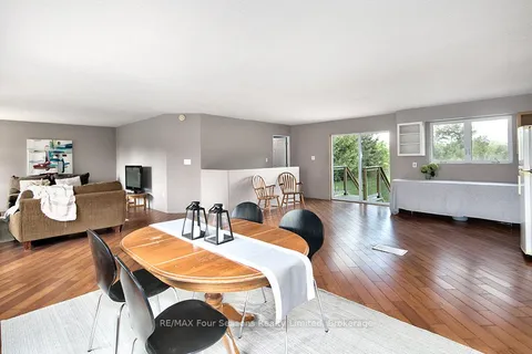 98 GEORGE Street, ON L0M 1G0