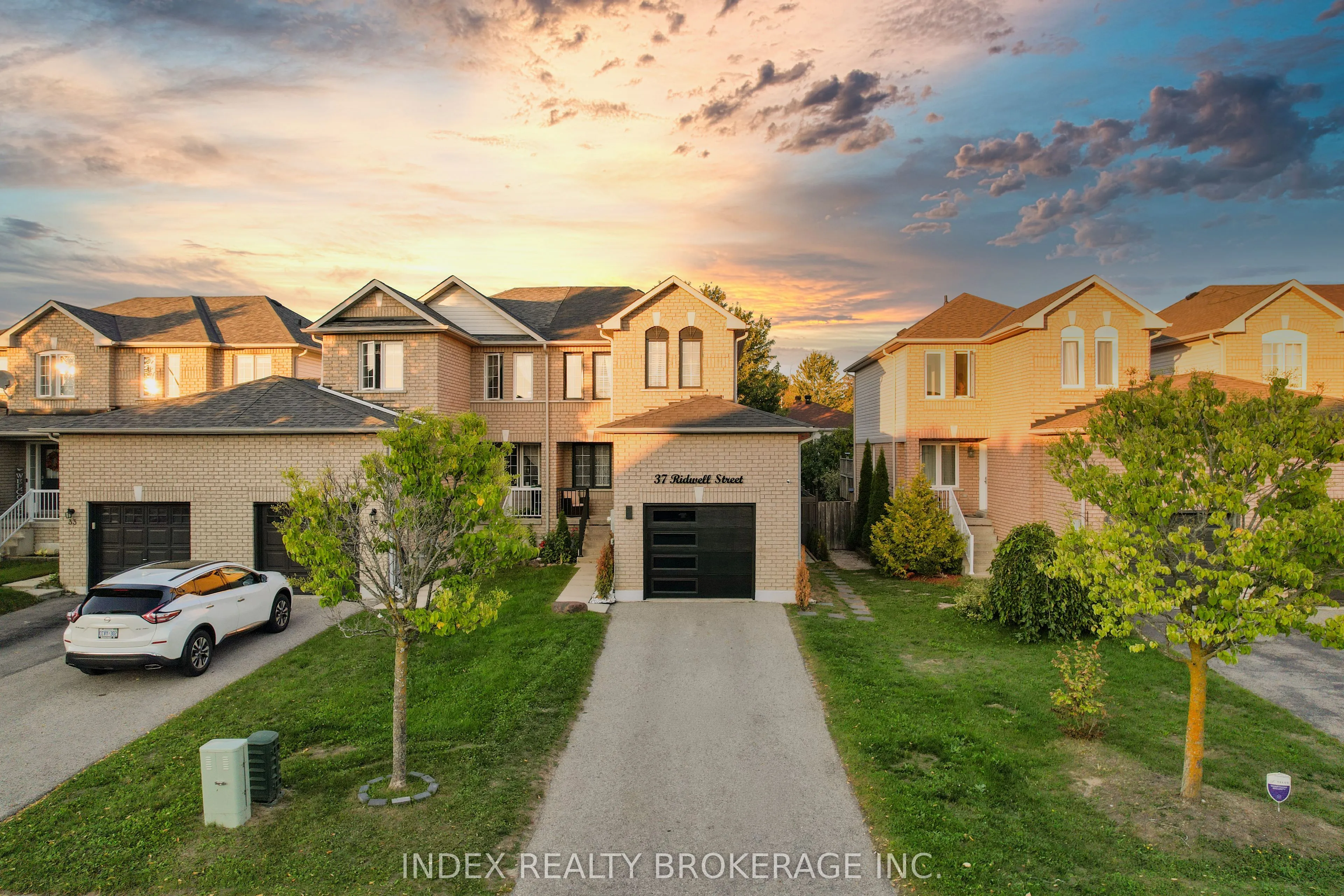 37 Ridwell Street, ON L4N 0W8