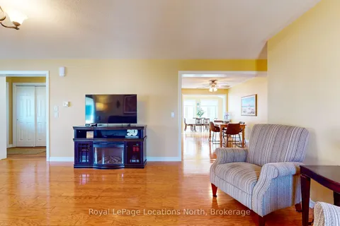 20 Illinois Crescent, ON L9Z 3A8