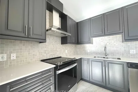 30 Periwinkle Road, ON L9X 2C8