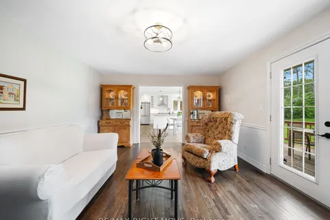 1998 Voyageur Circle, ON L3V 7L3