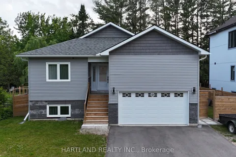 22 Berkely Street, ON L9Z 2N6