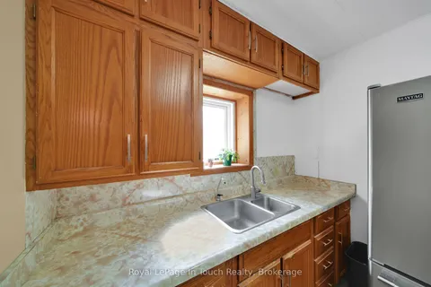 10 Leonard Avenue, ON L9M 1C8