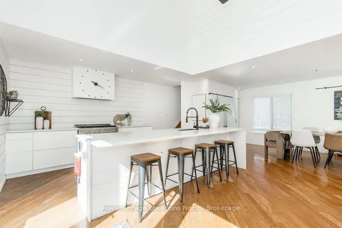 16 HOMESTEAD Drive, ON L9Y 3Y9