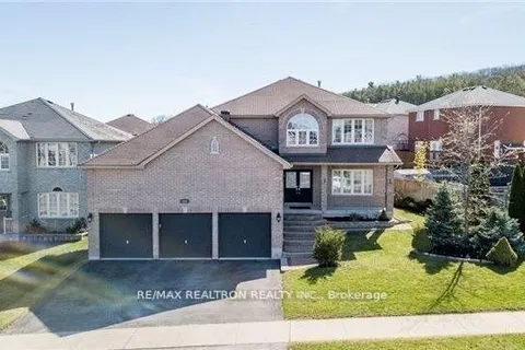 416 Mapleton Avenue, ON L4N 0Z9