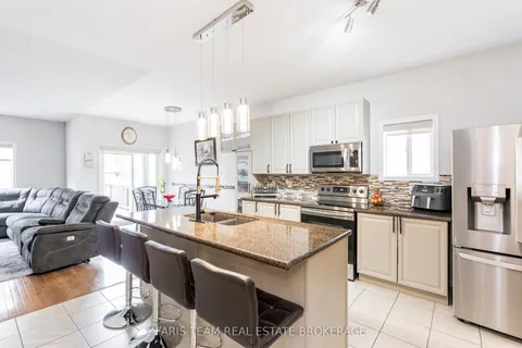 10 Westminster Circle, ON L4M 0A3