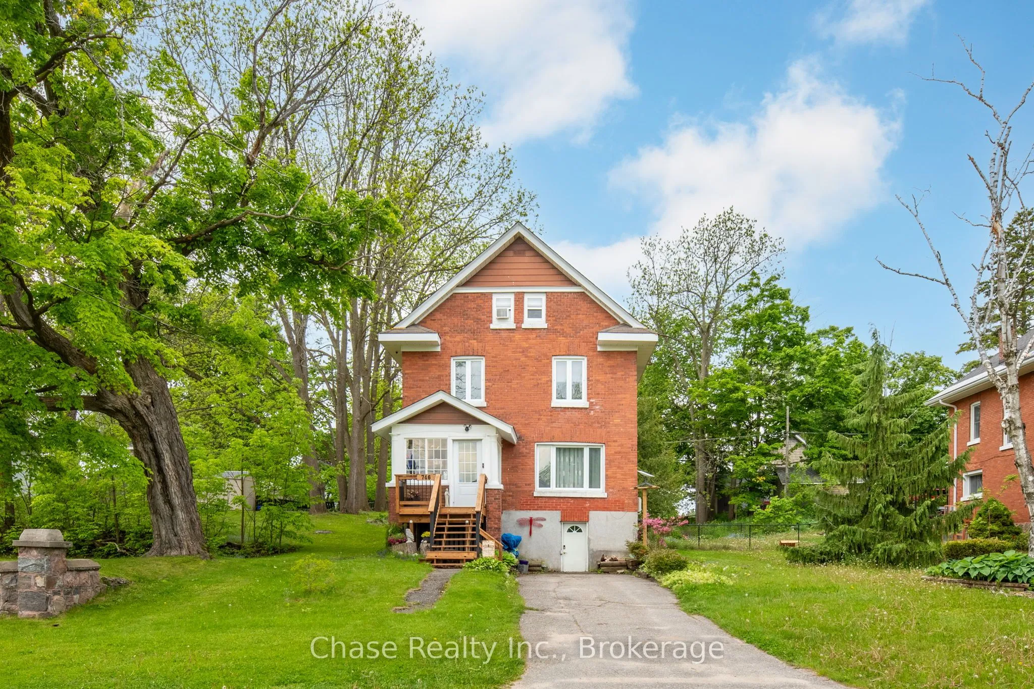 746 Sixth Avenue, ON L0K 1R0