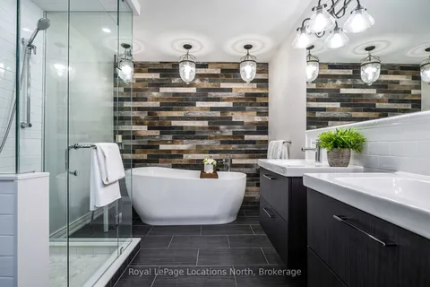 7 Purple Hill Lane, ON L0M 1G0