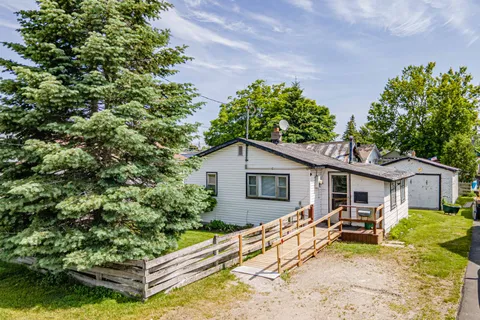 132 Dunedin Street, ON L3V 5T7