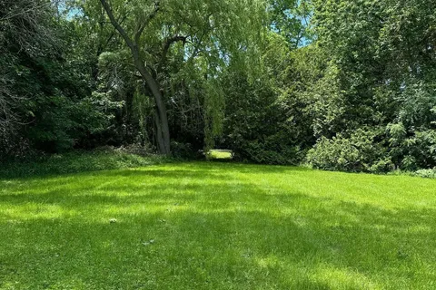 1879 Lakeshore Drive, ON L0K 1B0