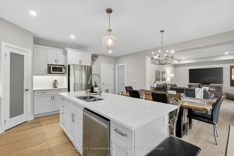 150 Plewes Drive, ON L9Y 5M5