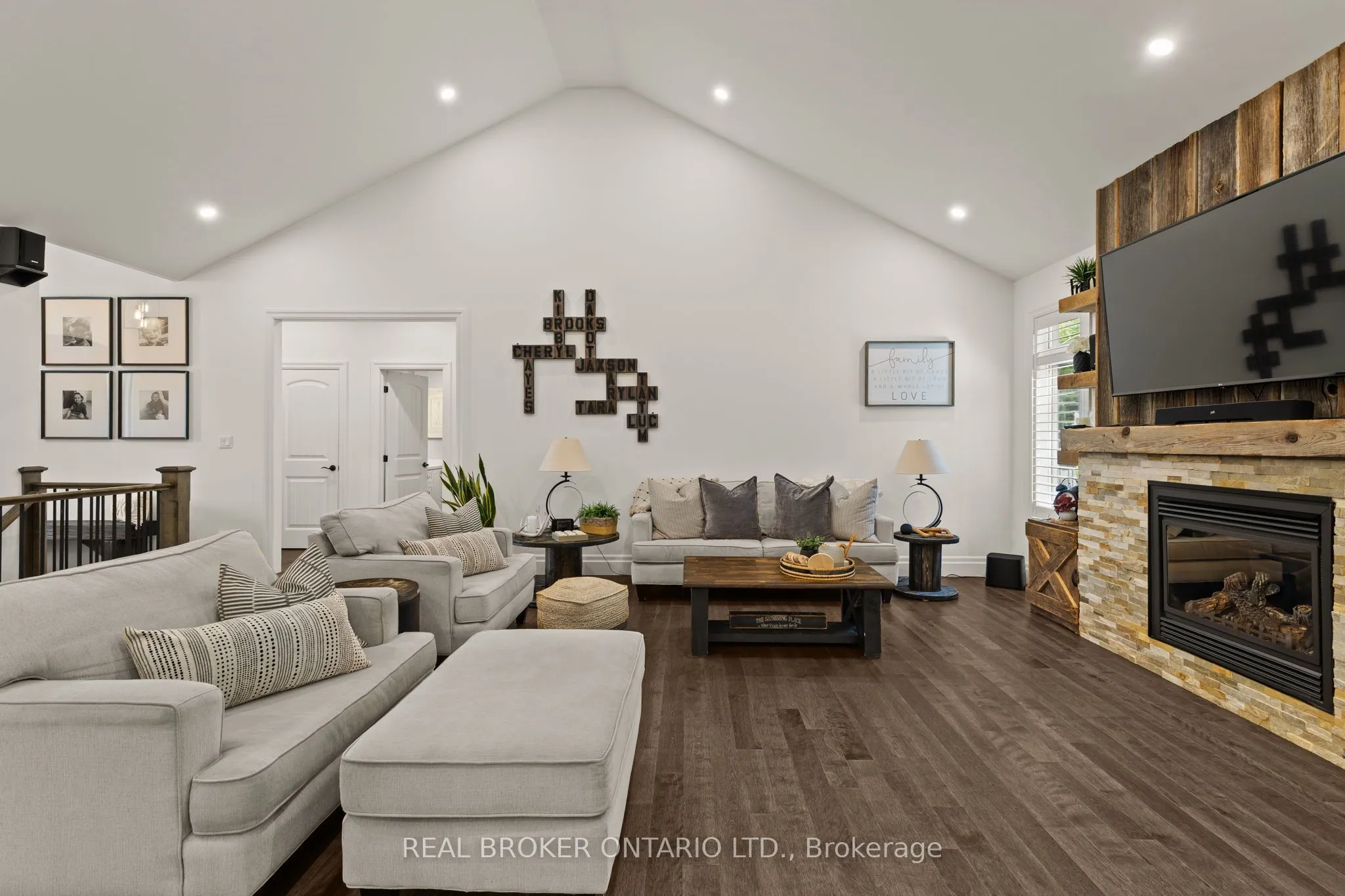 49 Sydenham Trail, ON L0M 1H0