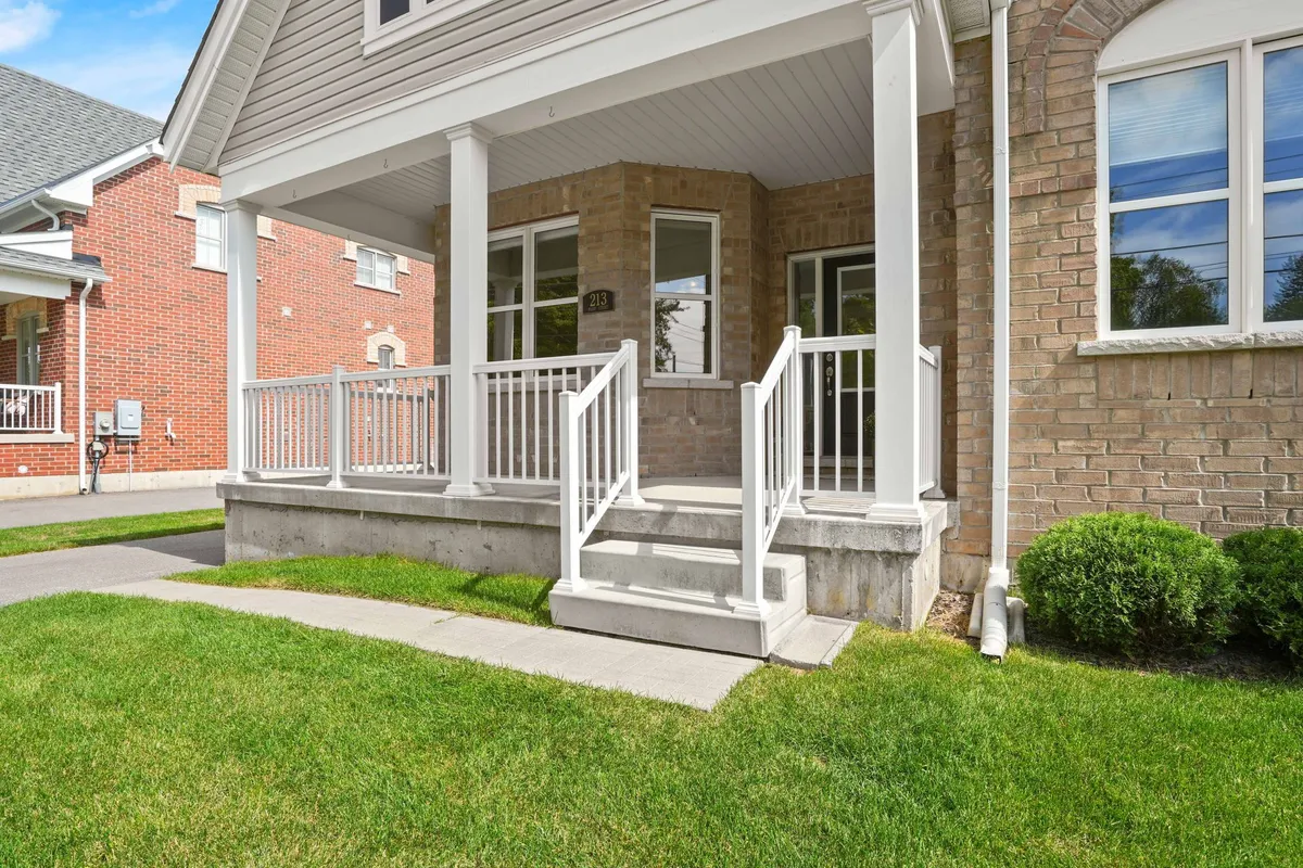 213 Mary Street, ON L0M 1G0