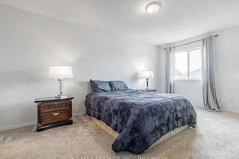 118 Tunbridge Road, ON L4M 6T1