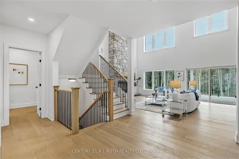 8 Clydesdale Court, ON L0K 1E0