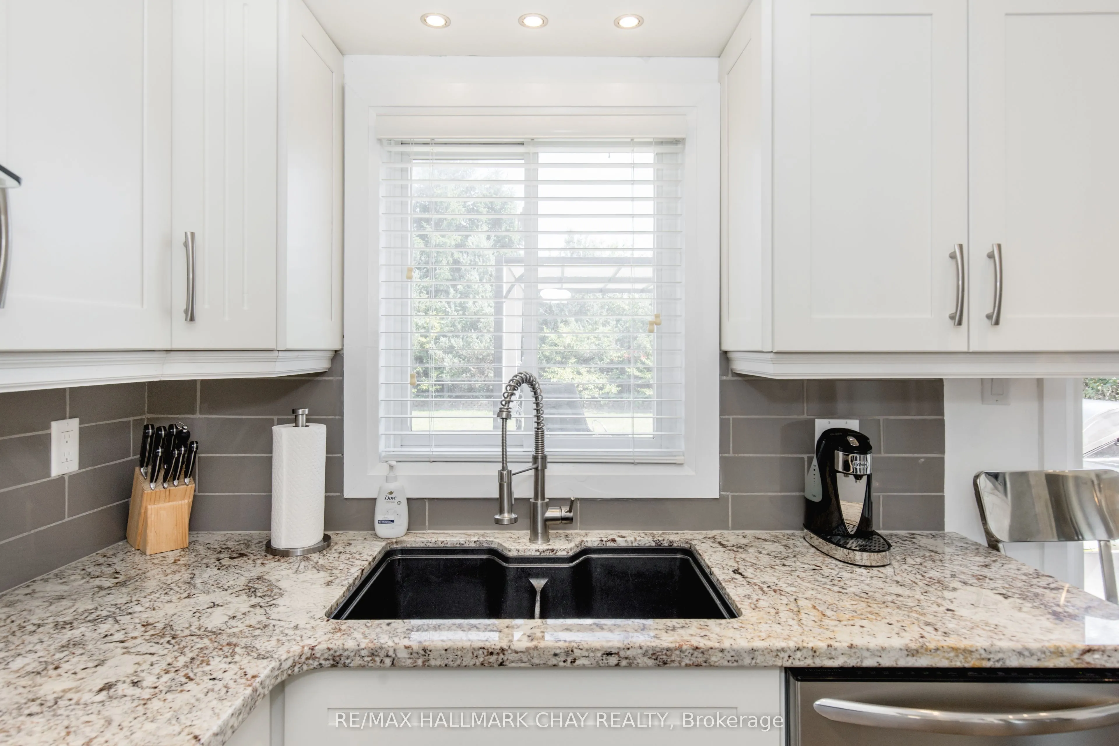 124 Brown Street, ON L4N 7V7