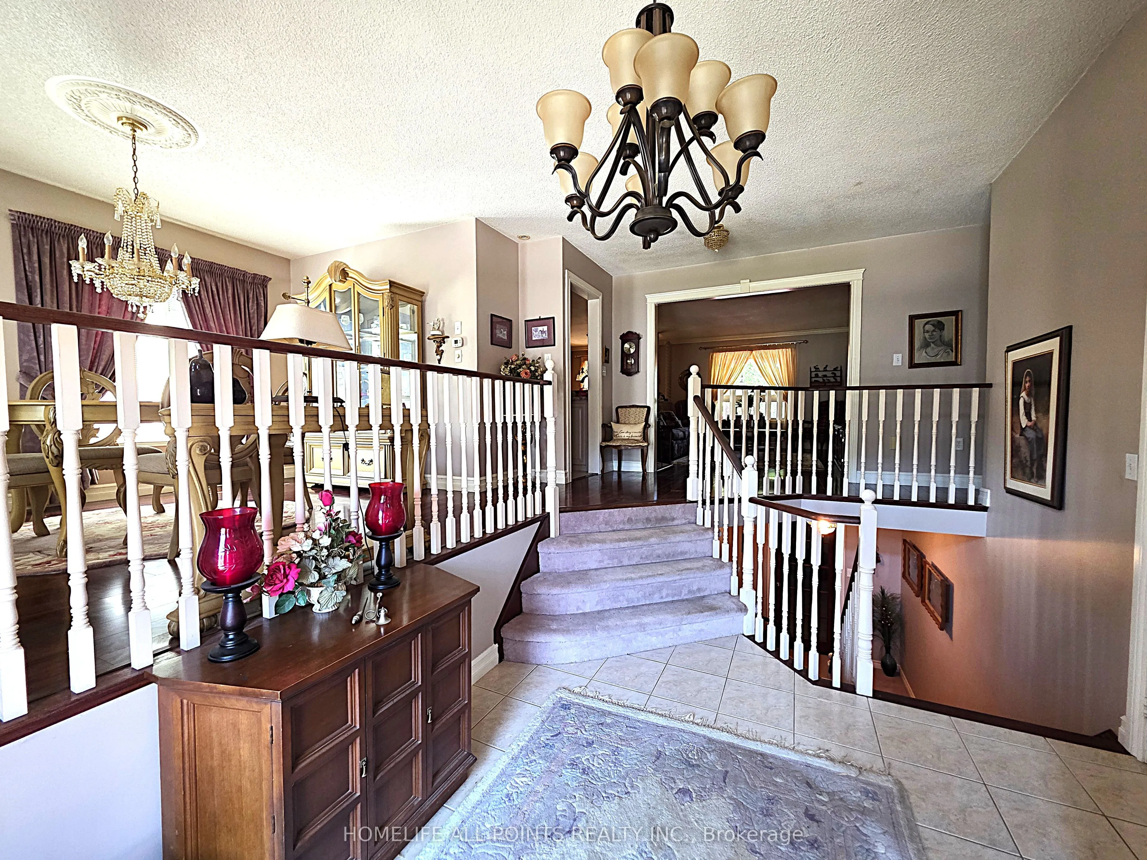 28 Cranberry Heights, ON L9Z 1M9