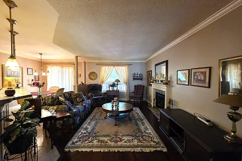 28 Cranberry Heights, ON L9Z 1M9