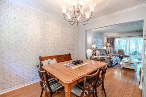 828 Dominion Avenue, ON L4R 1S7