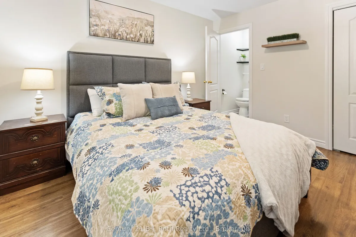 60 Donlands Court, ON L0K 1E0