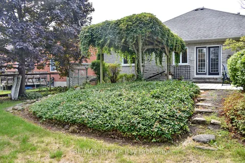 475 Minnesota Street, ON L9Y 3S6