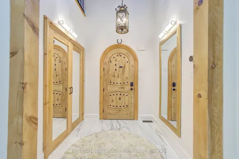 6 Pinehurst Lane, ON L9X 0C7