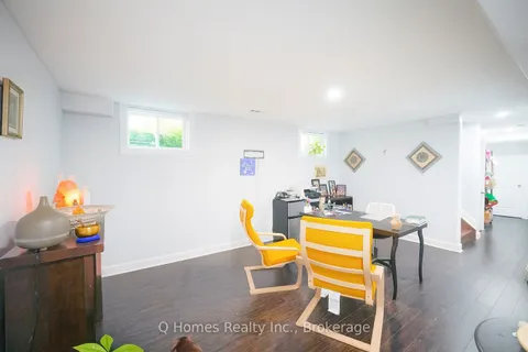 33 Graihawk Drive, ON L4N 6G7