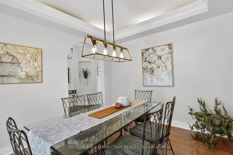 7 Porcupine Circle, ON L4N 7Z6