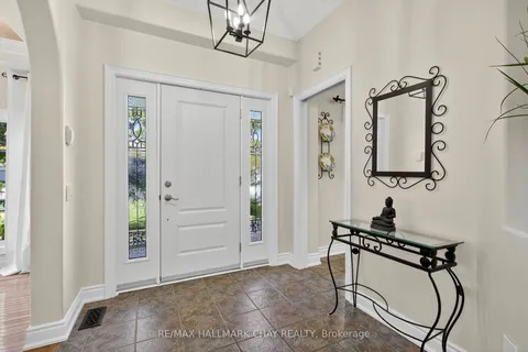 7 Porcupine Circle, ON L4N 7Z6