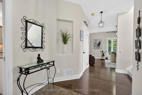 7 Porcupine Circle, ON L4N 7Z6