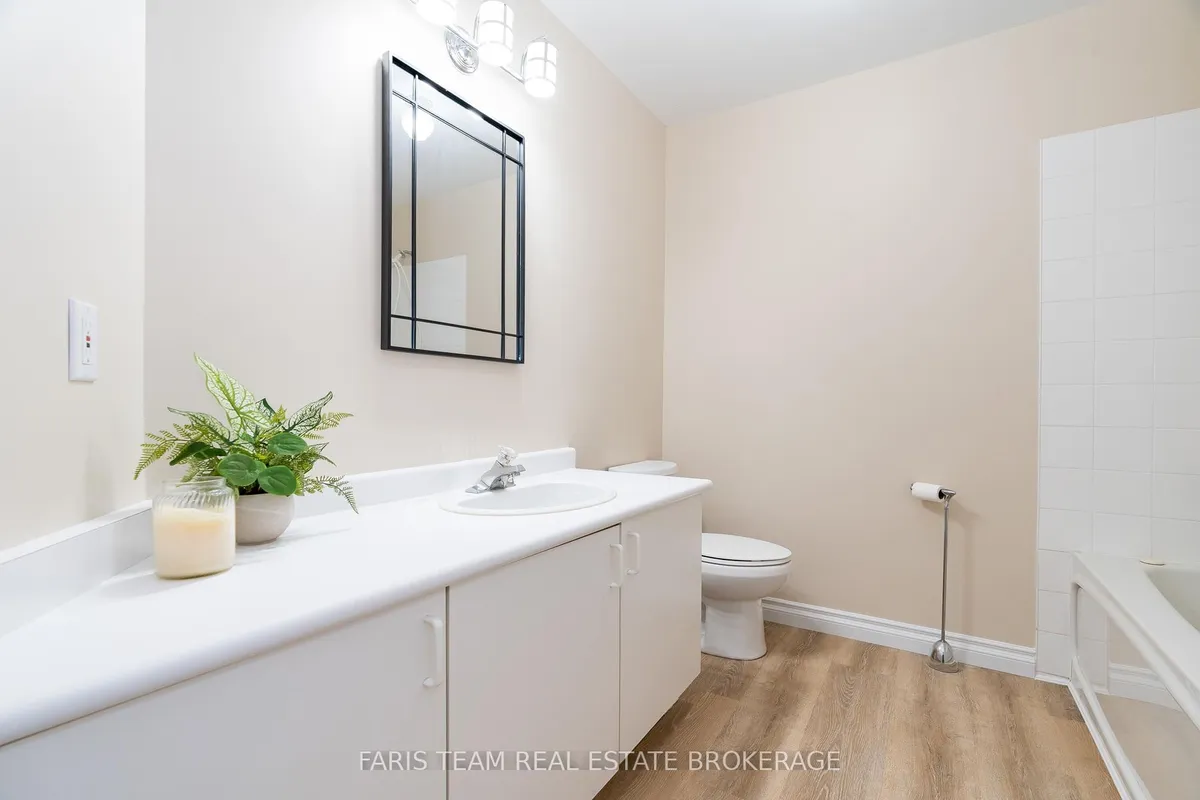 11 Copeland Street, ON L9M 1K3