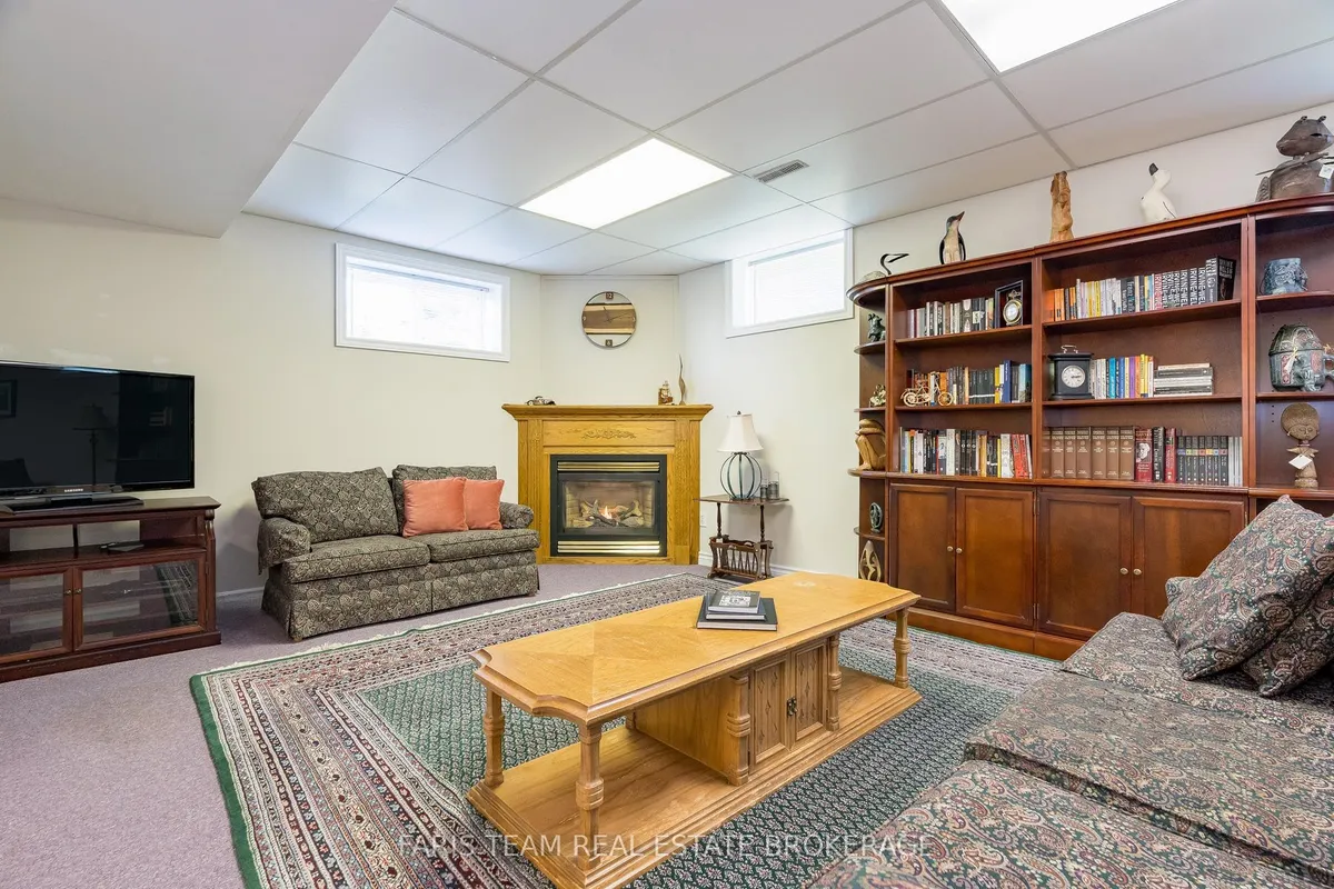 11 Copeland Street, ON L9M 1K3