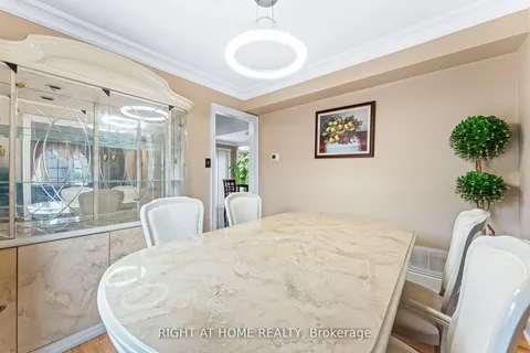 154 Country Lane, ON L4N 0N1