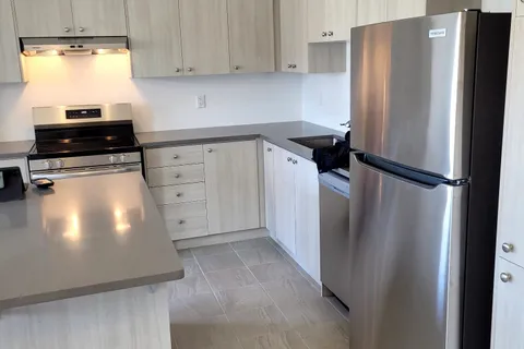 94 Ennerdale Street, ON L9J 0G5