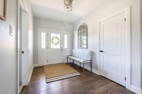 19 Cheslock Crescent, ON L3V 8N8